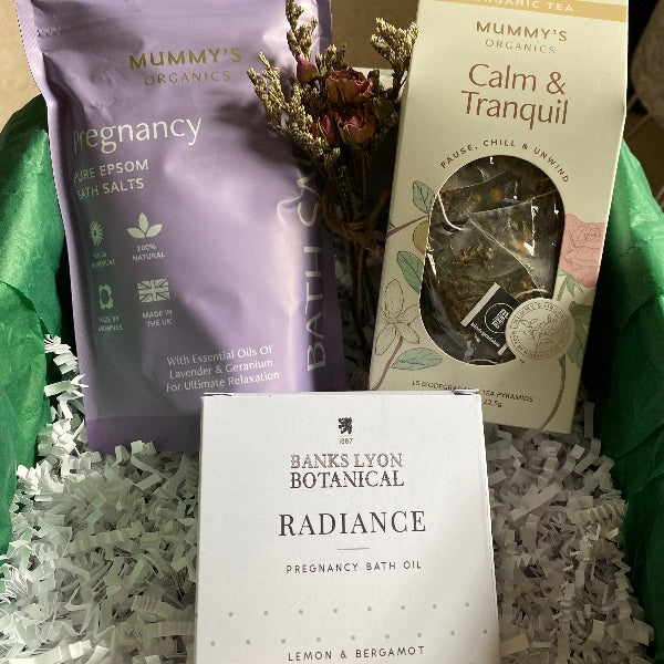 gift box for pregnancy pampering